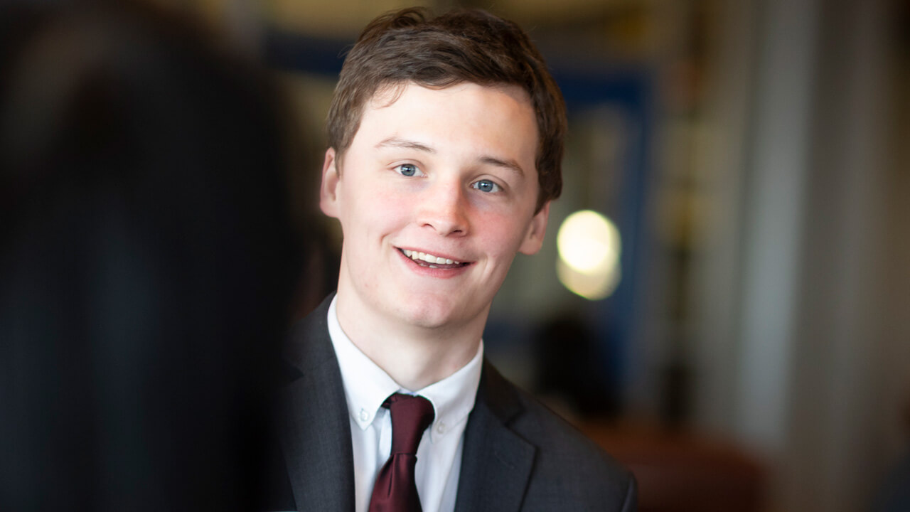 Headshot of Sean Regan